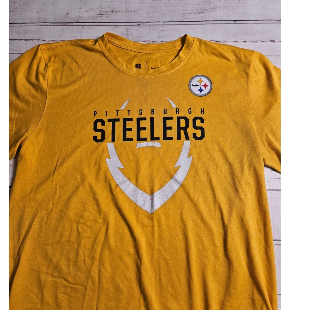 Nike Dri-FIT Pittsburgh Steelers NFL Team‎ Apparel Gold Graphic T-Shirt Mens M